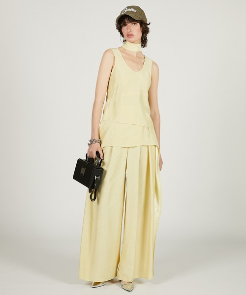 PRANK PROJECT（プランクプロジェクト）の「レイヤードサテンボリュームパンツ / Layered Satin Volume Pants（その他パンツ・レディース・アイボリー/ブラック/ライトイエロー・36/38）」の17枚目の写真