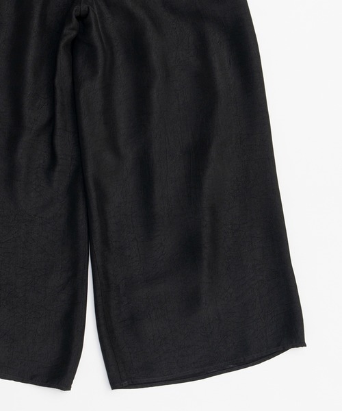 PRANK PROJECT（プランクプロジェクト）の「レイヤードサテンボリュームパンツ / Layered Satin Volume Pants（その他パンツ・レディース・アイボリー/ブラック/ライトイエロー・36/38）」の5枚目の写真