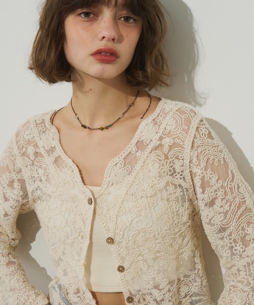 Unitage（ユニテージ）の「総刺繍シアーカーディガン（カーディガン/ボレロ・レディース・アイボリー/ベージュ・FREE）」の4枚目の写真