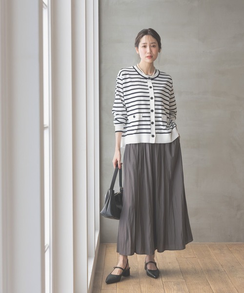 GLOBAL WORK（グローバルワーク）の「スッキレイさらさらクルーカーディガン長袖/288077（カーディガン/ボレロ・レディース・レッド/ブラック×ホワイト/ネイビー×ホワイト/ホワイト×ブラック・LARGE/MEDIUM）」の7枚目の写真