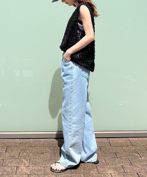 ISOOK（アイスー）の「【ISOOK / アイスー】前後2wayフリンジベスト / ノースリーブ カットジャガード オーガンジー シアー Vネック クルーネック チュニック ロング丈 ホワイト ブラック 白 黒 ZOZOTOWN限定（タンクトップ・レディース・アイボリー/ブラック・FREE）」の6枚目の写真