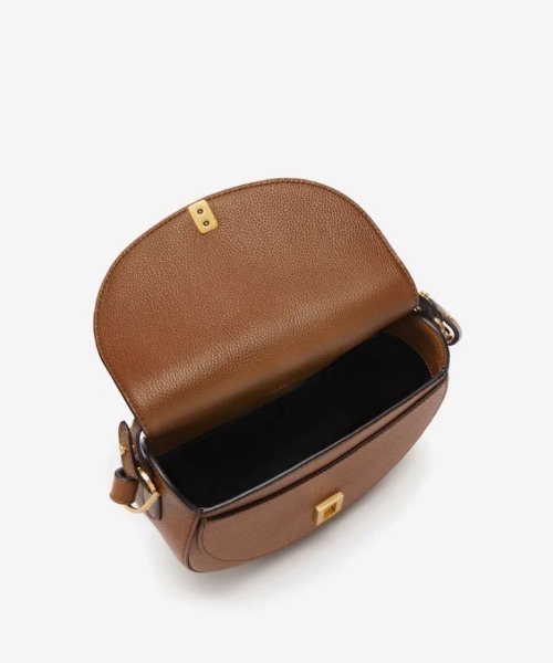 DeMellier  Siena ショルダーバッグ The Siena Saddle | Black Small Grain | Demellier