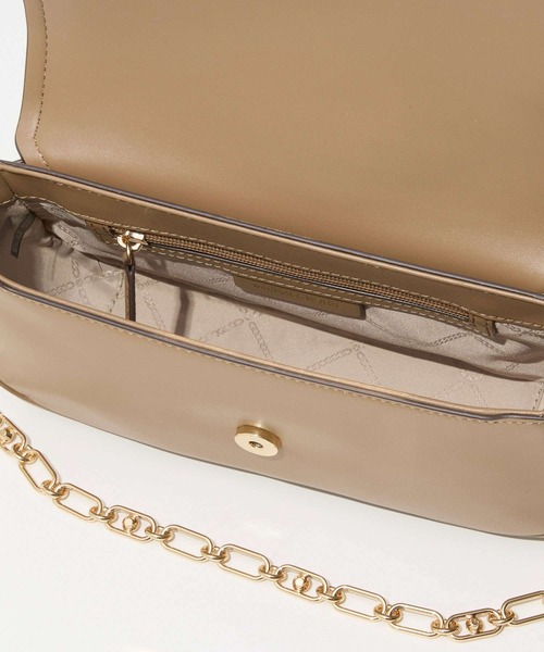 MICHAEL KORS(マイケルコース)の「MICHAEL KORS Parker Medium Shoulder Bag マイケルコース パーカー ミディアム レザーショルダーバッグ(ショルダーバッグ・レディース・ゴールド系その他/ブラック/ベージュ系その他・FREE)」の12枚目の写真