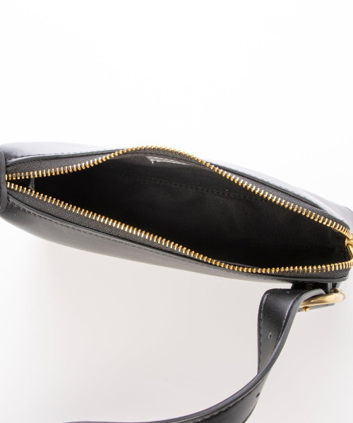cache cache(カシュ カシュ)の「カシュカシュ cachecache / アシンメトリーバックルショルダー(ショルダーバッグ・レディース・ブラック/ライトグレー/ベージュ・FREE)」の7枚目の写真