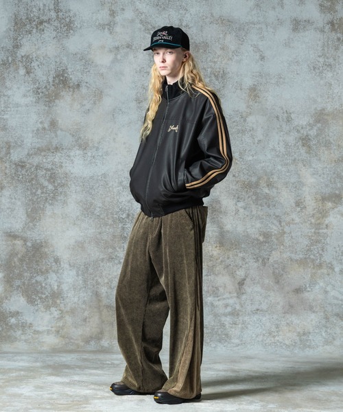 glamb(グラム)の「Overflow Corduroy Pants / オーバーフロウコーデュロイパンツ(その他パンツ・メンズ・ブラウン/ミント/ブラック・S/M/L)」の17枚目の写真