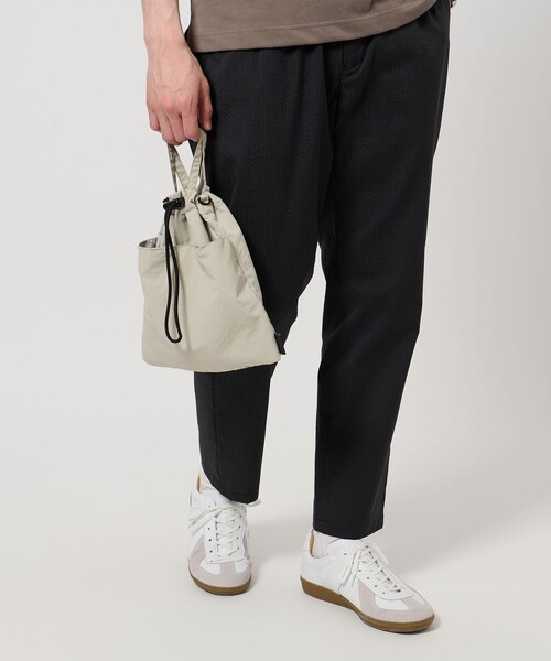 green label relaxing(グリーンレーベルリラクシング)の「【別注】<fellowww>GLR 巾着 ショルダーバッグ(ショルダーバッグ・メンズ・ナチュラル/ダークグリーン/ブラック・FREE)」の5枚目の写真