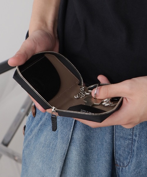 L'arcobaleno（ラルコバレーノ）の「L'arcobaleno/ラルコバレーノ  スマートWキーケース（キーケース/キーアクセサリー・メンズ・ブラック/ベージュ/ネイビー/ブラウン/ホワイト・ONE SIZE）」の11枚目の写真