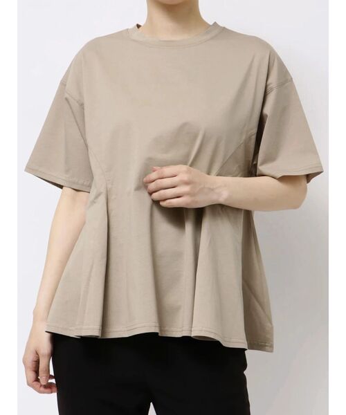 TONAL（トーナル）の「ペプラムフレアデザインTシャツ（Tシャツ/カットソー・レディース・ブラック/オフホワイト/ベージュ・MEDIUM）」の3枚目の写真