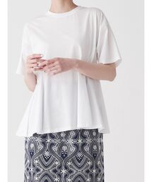 ペプラムフレアデザインTシャツ