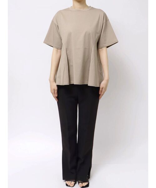 TONAL（トーナル）の「ペプラムフレアデザインTシャツ（Tシャツ/カットソー・レディース・ブラック/オフホワイト/ベージュ・MEDIUM）」の12枚目の写真