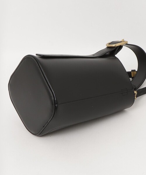 fredy emue（フレディエミュ）の「バックルワンハンドルバッグ（ショルダーバッグ・レディース・ベージュ/ブラック・FREE）」の10枚目の写真