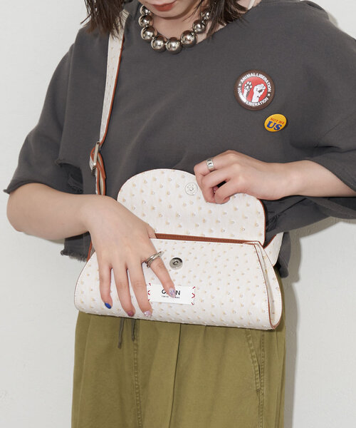 GRAIN(グレイン)の「【GRAIN/グレイン】オーストリッチ変形フラップショルダーバッグ(ショルダーバッグ・レディース・グレー/アイボリー/ブルー・FREE)」の12枚目の写真