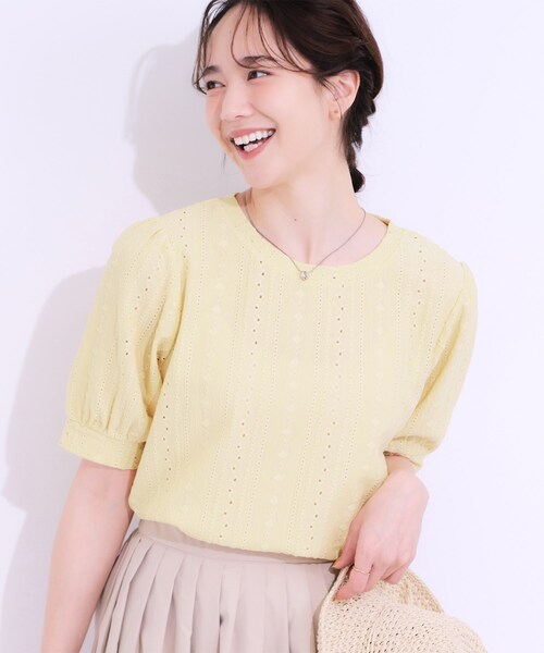 DRESKIP（ドレスキップ）の「【S-LL/二の腕カバー】大人フェミニンな印象に ジャカードレーストップス（Tシャツ/カットソー・レディース・ブラック/イエロー系その他/オフホワイト/ナチュラル/ブルー・01/02/03/04）」の5枚目の写真