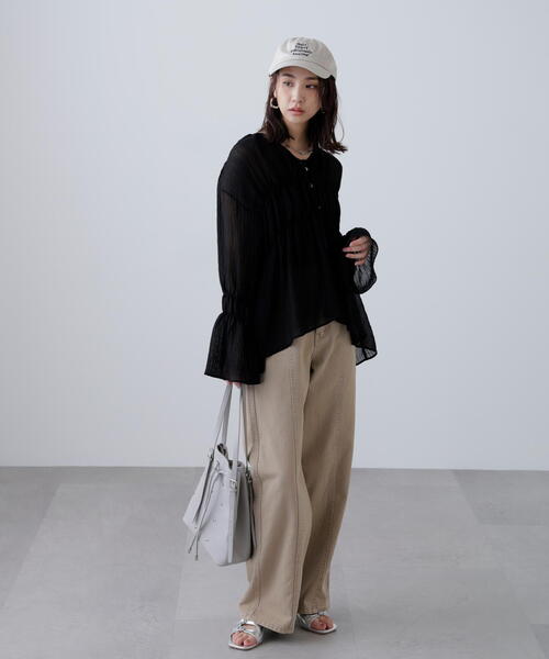 FREE'S MART(フリーズマート)の「◇シャーリングドロストチュニックブラウス(シャツ/ブラウス・レディース・イエロー/ホワイト/ブラウン/ブラック・FREE)」の7枚目の写真