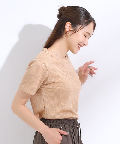 DRESKIP(ドレスキップ)の「【S-LL】大人のラメ感 テレコ半袖トップス(Tシャツ/カットソー・レディース・ゴールド/ライトオレンジ系/ブラック/シルバー・04/03/02/01)」の18枚目の写真