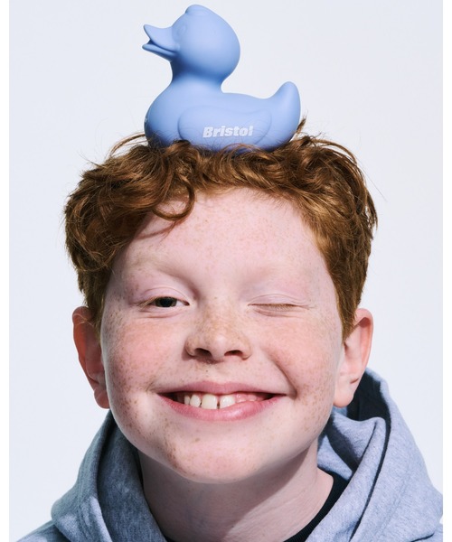 F.C.Real Bristol（エフシーレアルブリストル）の「RUBBER DUCK（その他雑貨・メンズ・ライトブルー・FREE）」の2枚目の写真