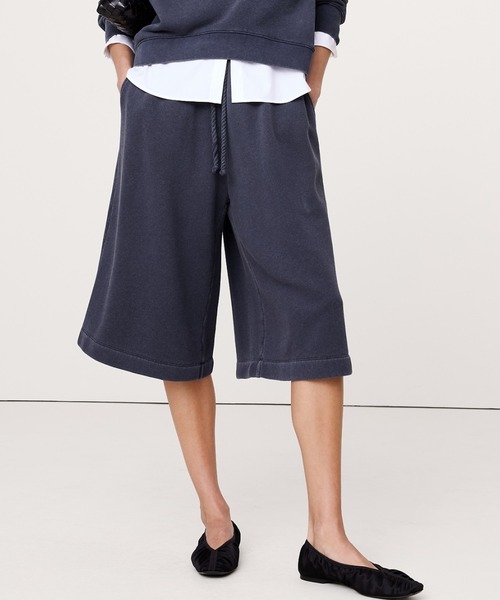 Banana Republic(バナナリパブリック)の「フレンチテリー バミューダショートパンツ(その他パンツ・レディース・ネイビー・L/S/M/XS)」の1枚目の写真