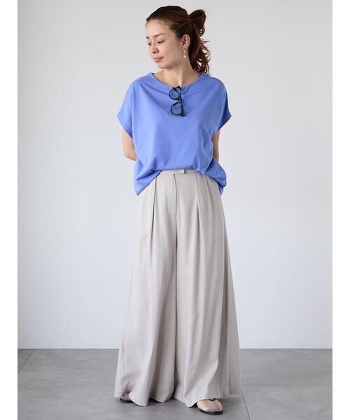 Lugnoncure（ルノンキュール）の「【接触冷感】ドルマンボートネックトップス（Tシャツ/カットソー・レディース・チャコールグレー/オフホワイト/ブラウン/ブルー・F）」の8枚目の写真