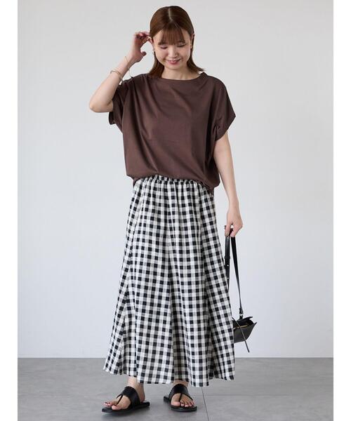 Lugnoncure（ルノンキュール）の「【接触冷感】ドルマンボートネックトップス（Tシャツ/カットソー・レディース・チャコールグレー/オフホワイト/ブラウン/ブルー・F）」の15枚目の写真