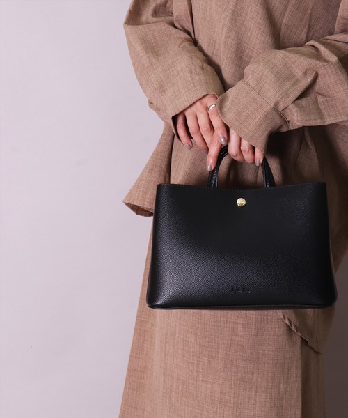 Legato Largo(レガートラルゴ)の「(LF)【Legato Largo】【たすかるっかばん】2ポケット 2WAY ショルダーバッグ(ショルダーバッグ・レディース・ブラウン/ダークグリーン/ブラック・ONE SIZE)」の2枚目の写真