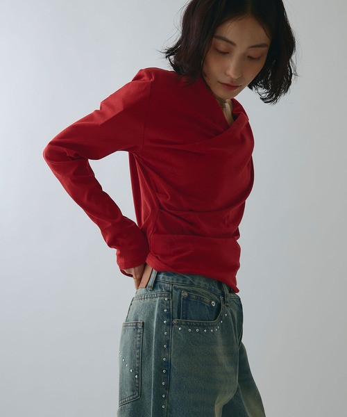 ELLEgirl（エルガール）の「ドレープオフショルトップス【ELLEgirl/エルガール】（Tシャツ/カットソー・レディース・オフホワイト/ブラック/レッド・FREE）」の7枚目の写真