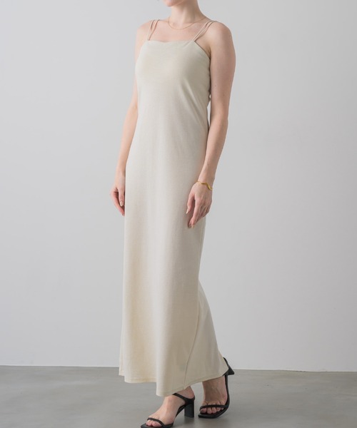 muku（ムク）の「LONG CAMISOLE ONEPIECE/DOUBLE STRAP（ワンピース・レディース・アイボリー/ブラック・FREE/SMALL）」の2枚目の写真