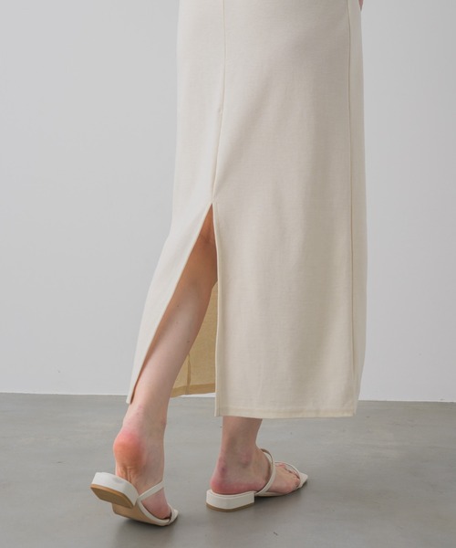 muku（ムク）の「LONG CAMISOLE ONEPIECE/DOUBLE STRAP（ワンピース・レディース・アイボリー/ブラック・FREE/SMALL）」の16枚目の写真