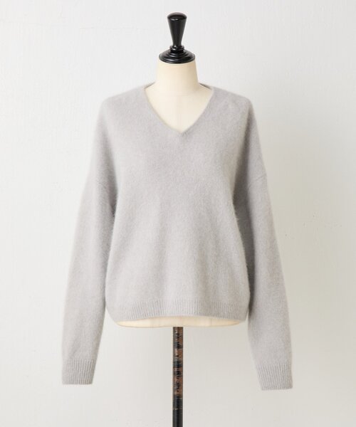 BEARDSLEY（ビアズリー）の「FOXウールVネックニット（ニット/セーター・レディース・ホワイト/ライトグレー/レッド・FREE）」の9枚目の写真