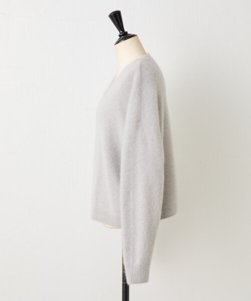 BEARDSLEY（ビアズリー）の「FOXウールVネックニット（ニット/セーター・レディース・ホワイト/ライトグレー/レッド・FREE）」の11枚目の写真