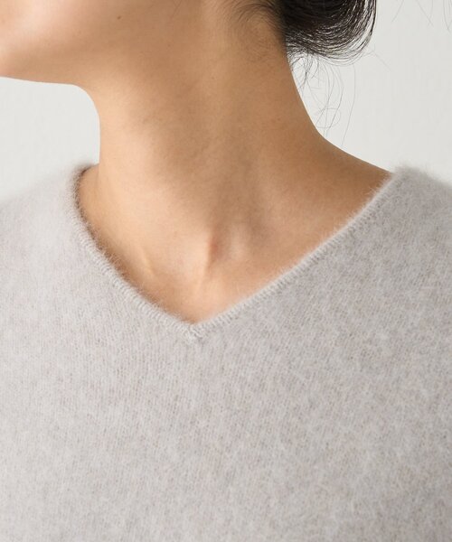 BEARDSLEY（ビアズリー）の「FOXウールVネックニット（ニット/セーター・レディース・ホワイト/ライトグレー/レッド・FREE）」の14枚目の写真