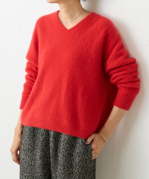 BEARDSLEY（ビアズリー）の「FOXウールVネックニット（ニット/セーター・レディース・ホワイト/ライトグレー/レッド・FREE）」の3枚目の写真