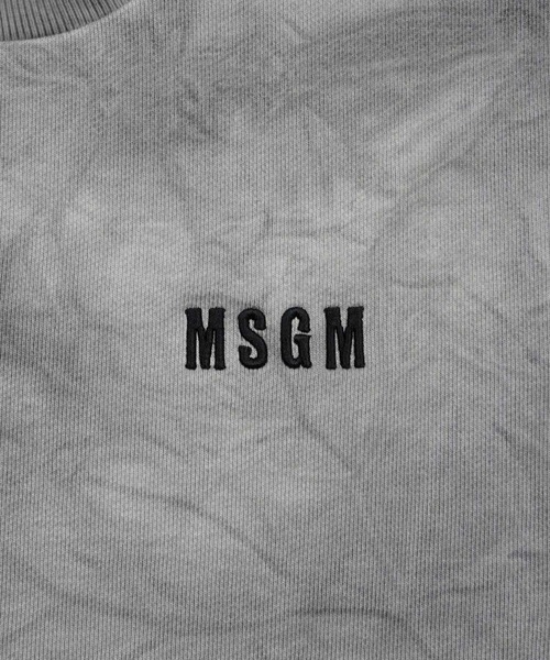 MSGM(エムエスジーエム)の「WRINKLED WASH エンブロイダリーロゴ スウェットシャツ(スウェット・メンズ・グレー・S/M/L/XL)」の5枚目の写真