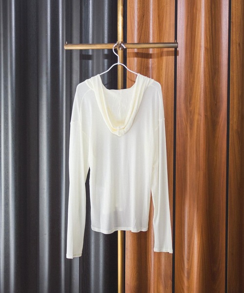 CHIGNON（シニヨン）の「(CHIGNON)SHEER HOODIE PO（Tシャツ/カットソー・レディース・ブラック/ホワイト/ブラウン・ONE SIZE）」の6枚目の写真