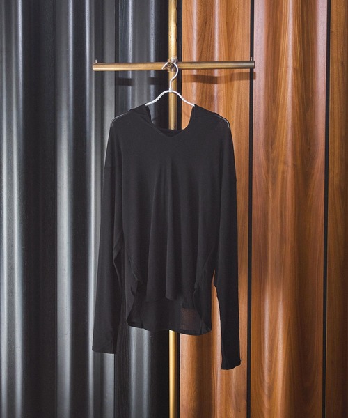 CHIGNON（シニヨン）の「(CHIGNON)SHEER HOODIE PO（Tシャツ/カットソー・レディース・ブラック/ホワイト/ブラウン・ONE SIZE）」の7枚目の写真