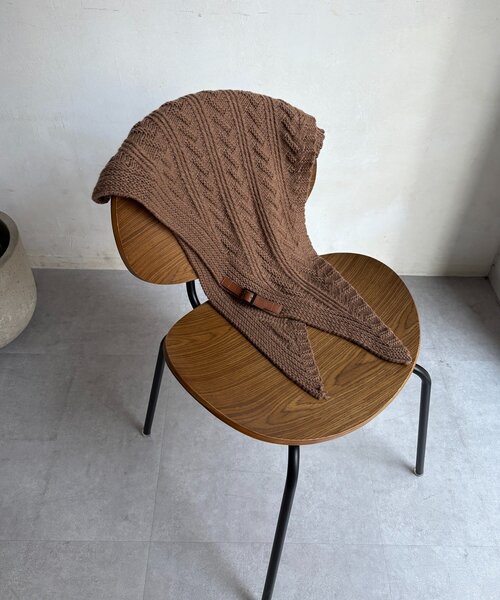 DouDou（ドゥドゥ）の「三角ストール（ストール/ショール・レディース・グレー/ブラック/ブラウン・FREE）」の13枚目の写真