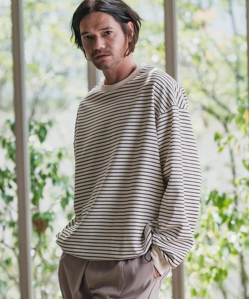 CAMBIO(カンビオ)の「mlt5434-ピンボーダードローコードカットソー(Tシャツ/カットソー・メンズ・ホワイト×グレー/ホワイト×ブラウン/ベージュ系その他/ブラック×ホワイト・M/L/XL)」の21枚目の写真