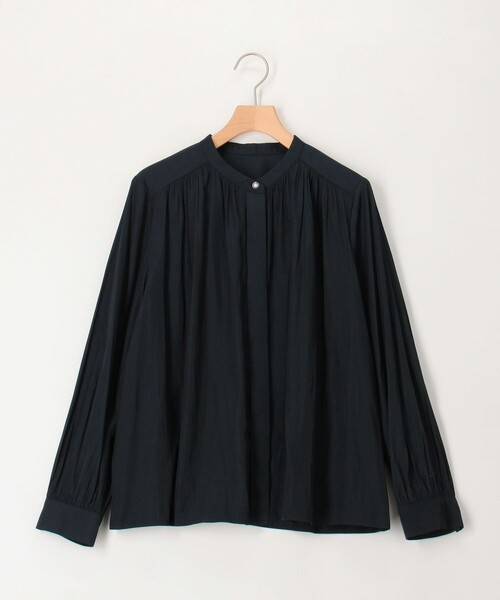 MICO COULIER（ミコクリエ）の「パウダーサテンブラウス（シャツ/ブラウス・レディース・ミント/グレイッシュベージュ/ネイビー・38）」の5枚目の写真