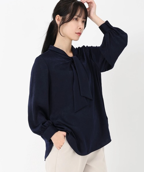 STRAWBERRY-FIELDS（ストロベリーフィールズ）の「ロイヤルヴィンテージサテン_ヴィンテージサテンボウタイブラウス（シャツ/ブラウス・レディース・ネイビー/ピンク系その他/オフホワイト・2）」の3枚目の写真