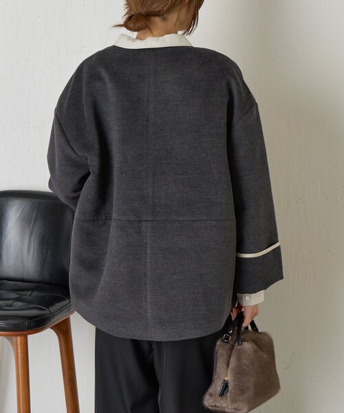 Jena espace merveilleux（ジェナ　エスパスメルヴェイユ）の「【体系カバー】テープラインコクーンコート（その他アウター・レディース・ベージュ/チャコールグレー/グレー・FREE）」の10枚目の写真