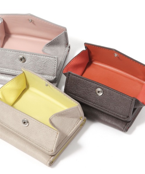 LEPSIM（レプシィム）の「【MageC】ミニウォレット　594906（財布・レディース・ブラック/ベージュ/シルバー/ブラウン・ONE SIZE）」の8枚目の写真