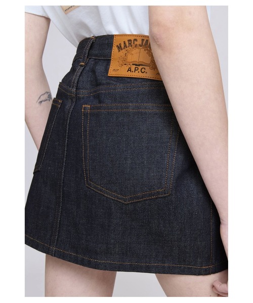 A.P.C.(アーペーセー)の「THE MINI SKIRT / A.P.C. x MARC JACOBS(スカート・レディース・ネイビー・34/36)」の5枚目の写真