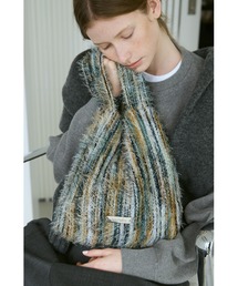 un/neu | マルチストライプファーニットバッグ / 500mlペットボトル収納可能(ハンドバッグ)