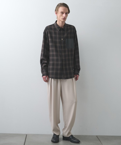 CULLNI（クルニ）の「【CULLNI】別注 Leather Pocket Check L/S Shirts（シャツ/ブラウス・メンズ・グレー/ブラック・1/2）」の17枚目の写真