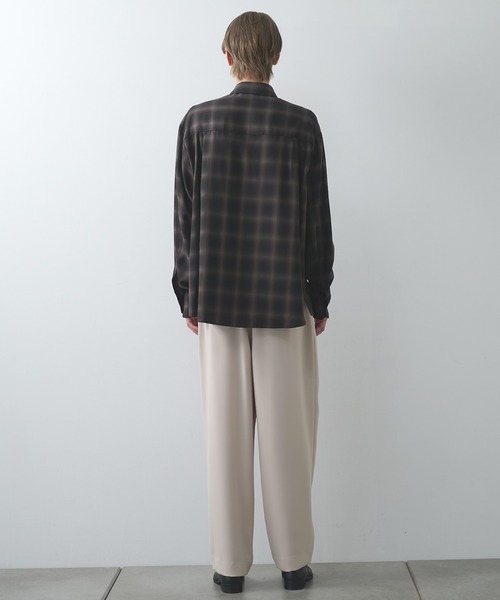 CULLNI（クルニ）の「【CULLNI】別注 Leather Pocket Check L/S Shirts（シャツ/ブラウス・メンズ・グレー/ブラック・1/2）」の19枚目の写真