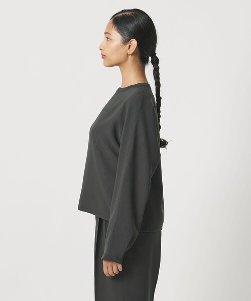 UNITED ARROWS & SONS by DAISUKE OBANA(ユナイテッドアローズアンドサンズバイダイスケオバナ)の「<D.O UNITED ARROWS BY DAISUKE OBANA for WOMEN>+10 DOLMAN LS CREW/ロングスリーブTシャツ(Tシャツ/カットソー・レディース・ブラック/オリーブ・S/M)」の8枚目の写真