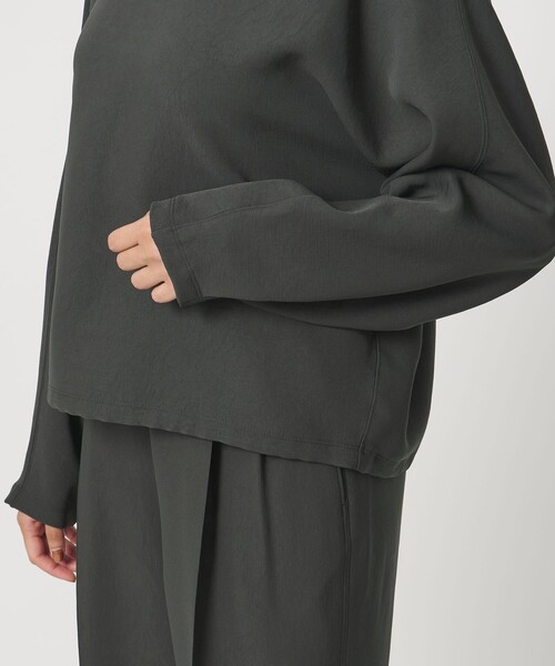 UNITED ARROWS & SONS by DAISUKE OBANA(ユナイテッドアローズアンドサンズバイダイスケオバナ)の「<D.O UNITED ARROWS BY DAISUKE OBANA for WOMEN>+10 DOLMAN LS CREW/ロングスリーブTシャツ(Tシャツ/カットソー・レディース・ブラック/オリーブ・S/M)」の12枚目の写真