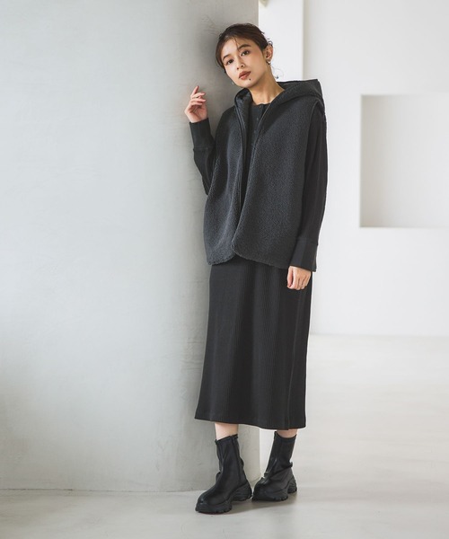 studio CLIP（スタディオクリップ）の「リバーシブルキルトボアベスト（ベスト・レディース・アイボリー/スモーク/モカ・FREE）」の15枚目の写真