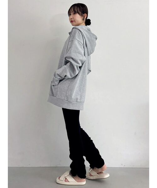 dazzlin（ダズリン）の「【吉田朱里】ストーンアートハーフジップフーディ（パーカー・レディース・ピンク/グレー/ブラック・FREE）」の17枚目の写真