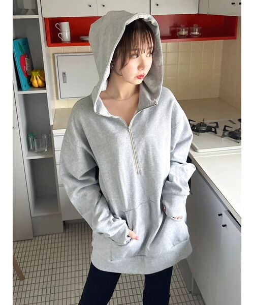 dazzlin（ダズリン）の「【吉田朱里】ストーンアートハーフジップフーディ（パーカー・レディース・ピンク/グレー/ブラック・FREE）」の21枚目の写真