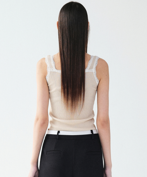 NICK&NICOLE(ニックアンドニコール)の「LACE KNIT SLEEVELESS_BEIGE(Tシャツ/カットソー・レディース・その他・FREE)」の3枚目の写真